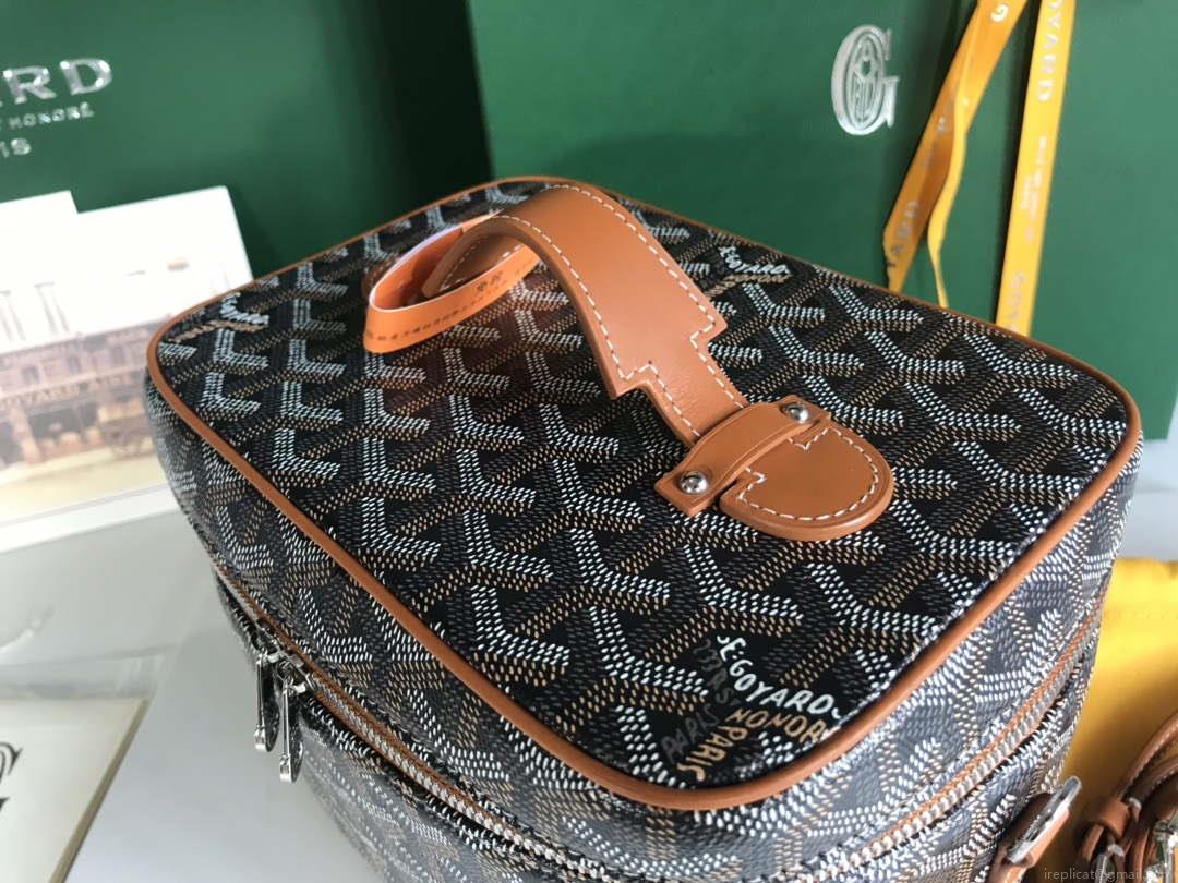 Goyard MUSEVAPMLTY01CL03P Muse Vanity Case PM Bag Brown & Black