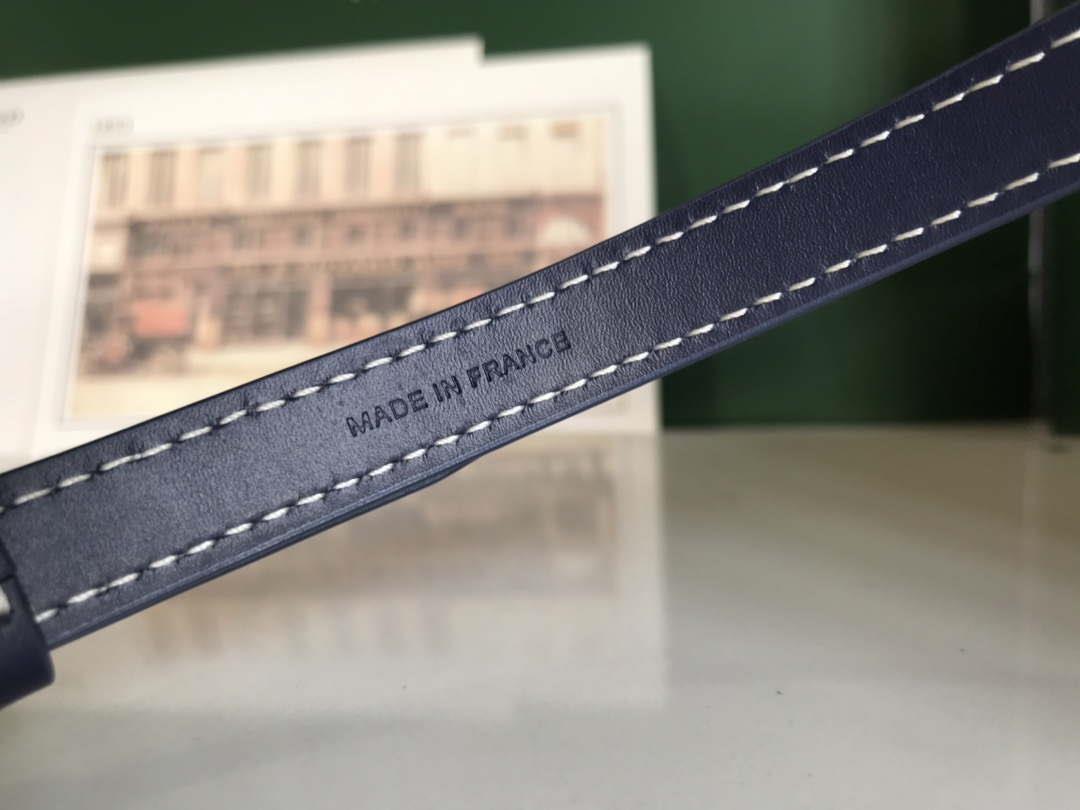 Goyard MUSEVAPMLTY01CL03P Muse Vanity Case PM Bag Navy Blue