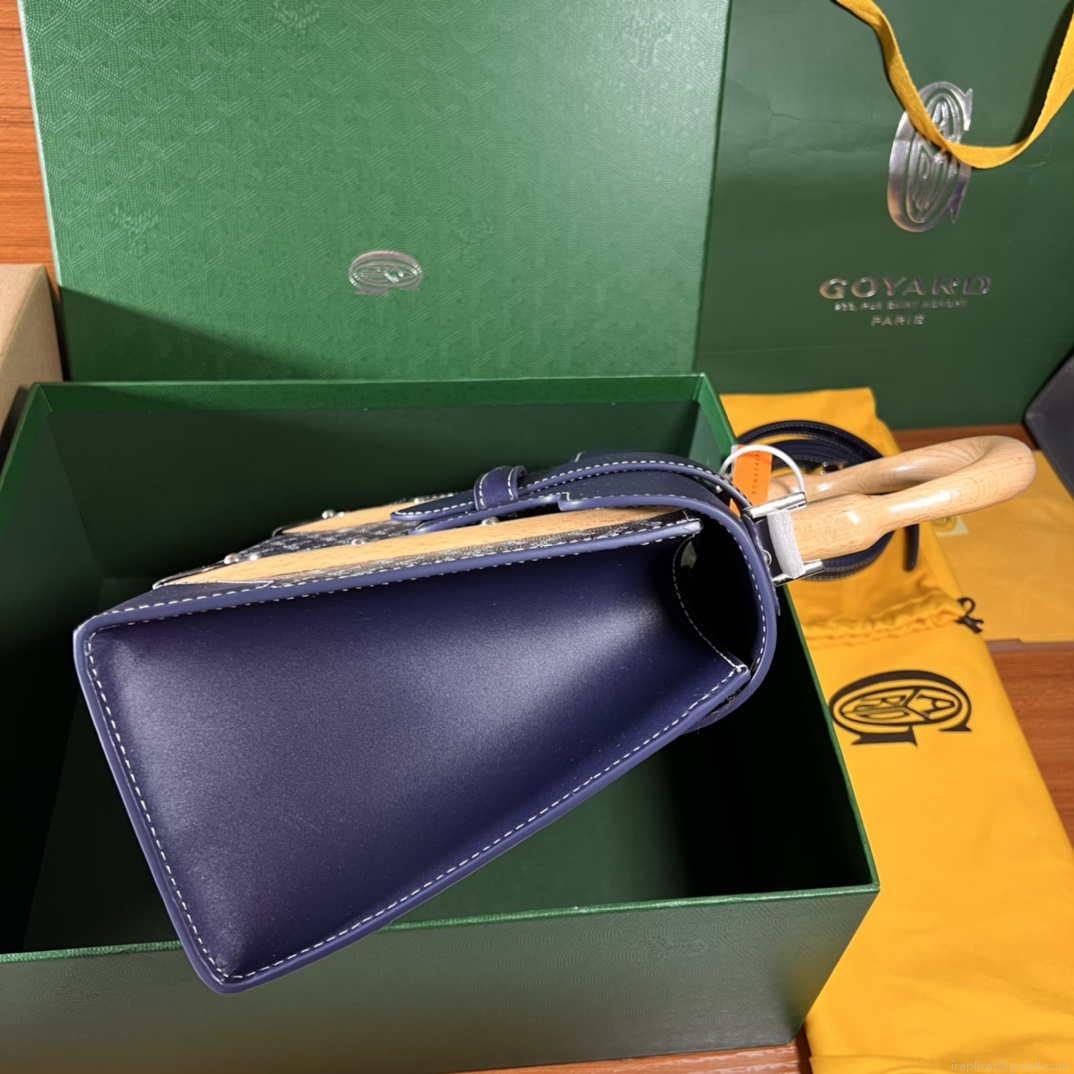 Goyard BPMLTY07CL07P Sac Saigon Pm Bag Navy Blue