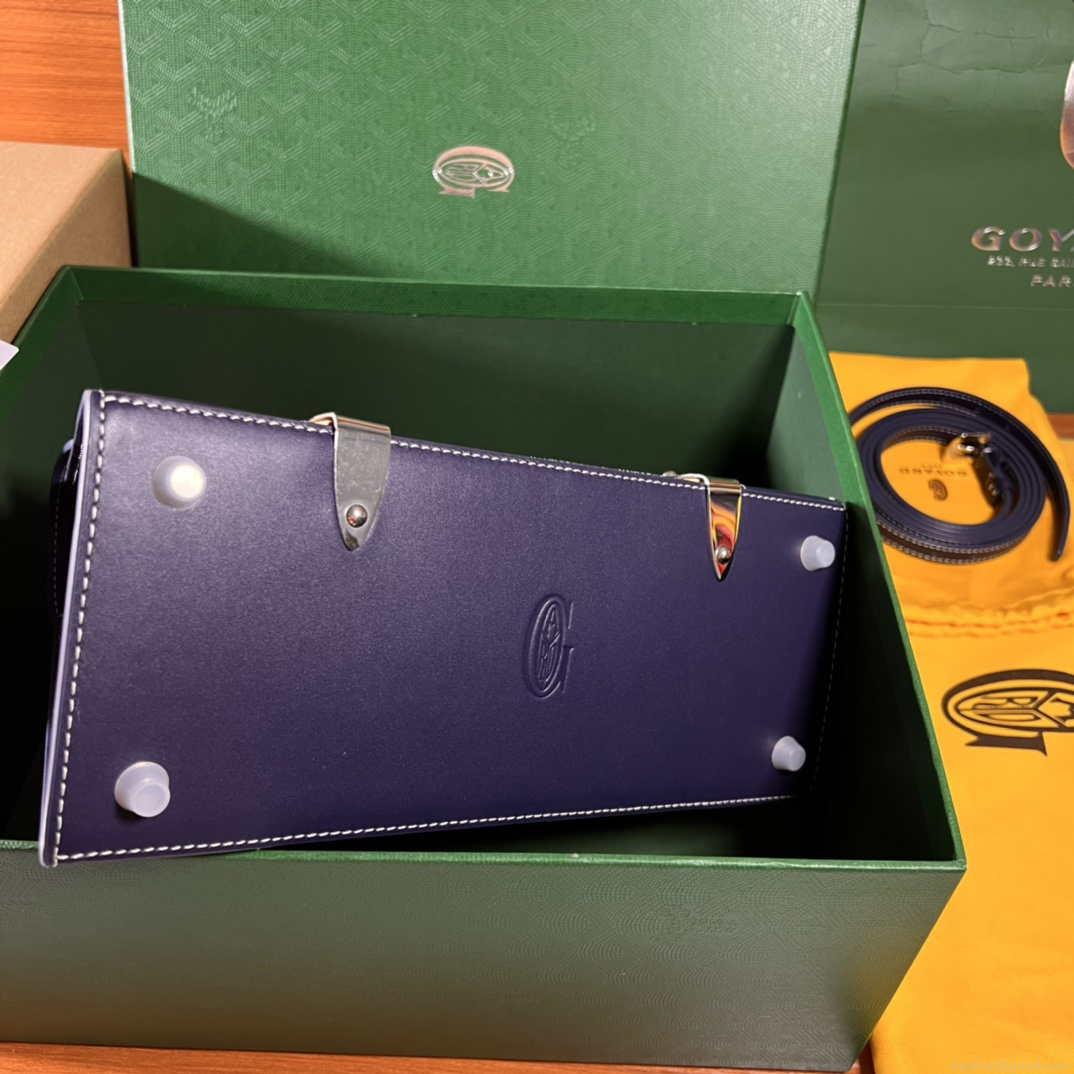 Goyard BPMLTY07CL07P Sac Saigon Pm Bag Navy Blue