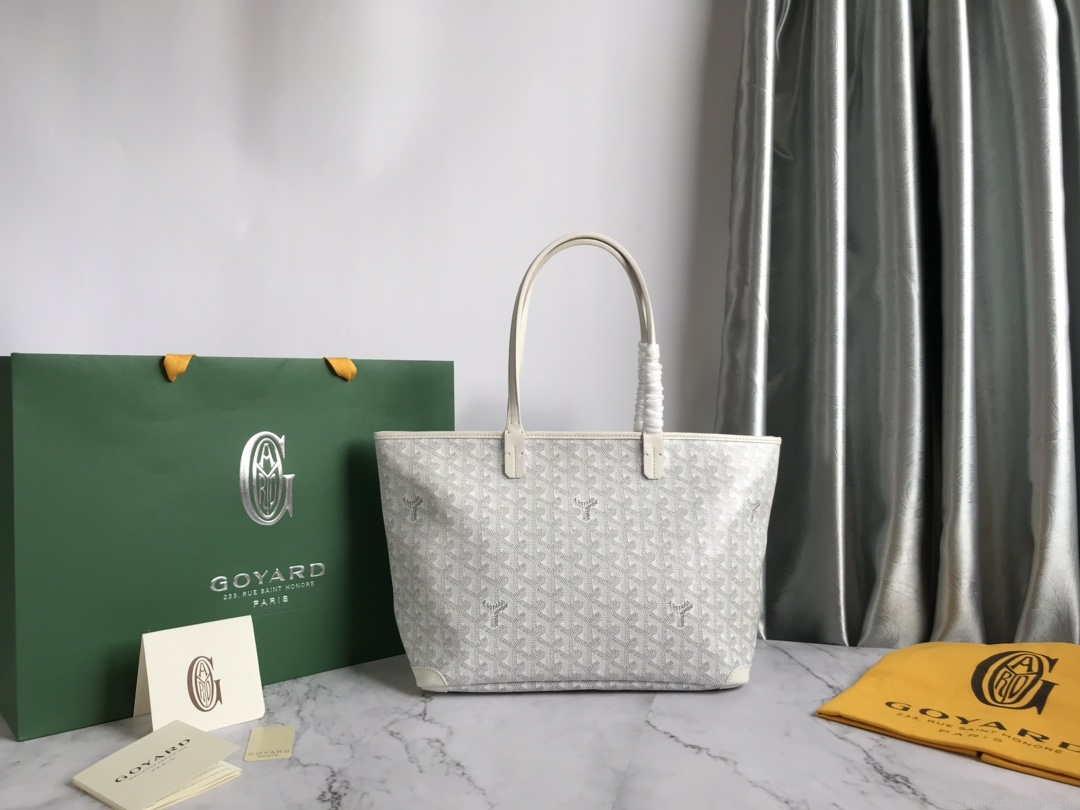 Goyard PMLTY09CL09P Artois PM Bag White