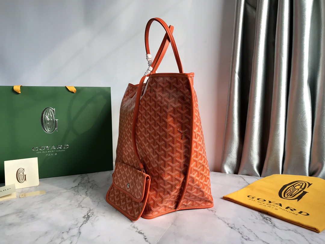 Goyard GMLCG09TY09P Anjou GM Bag Orange