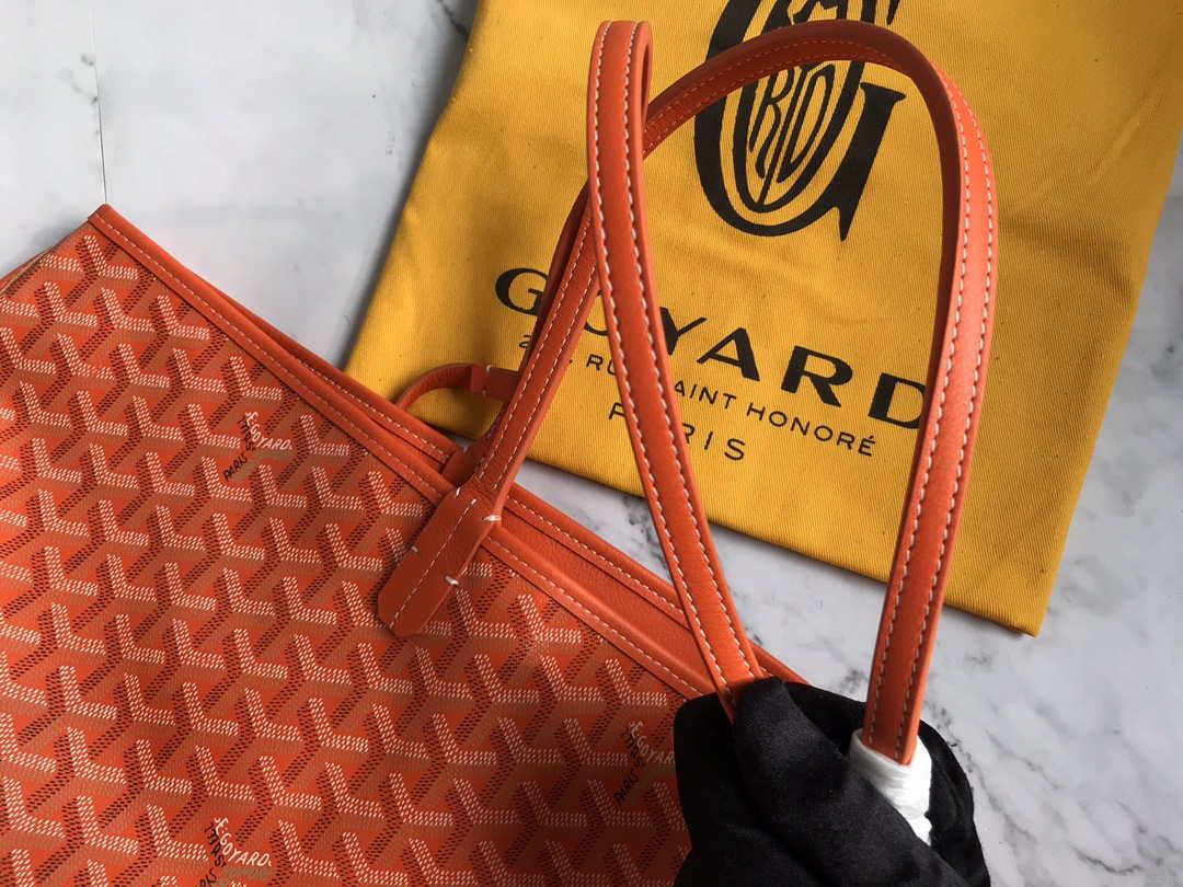 Goyard GMLCG09TY09P Anjou GM Bag Orange