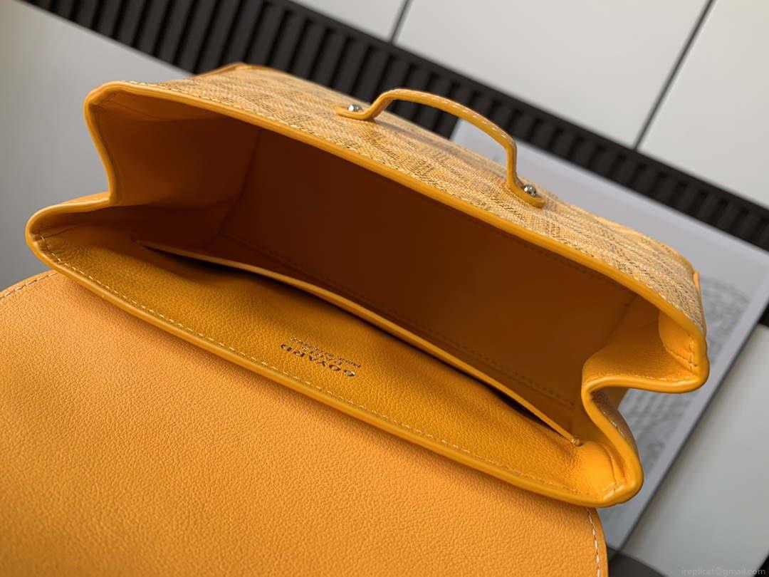 Goyard SAIGOBMINTY01CL03P Saïgon Structuré Mini Bag G88990