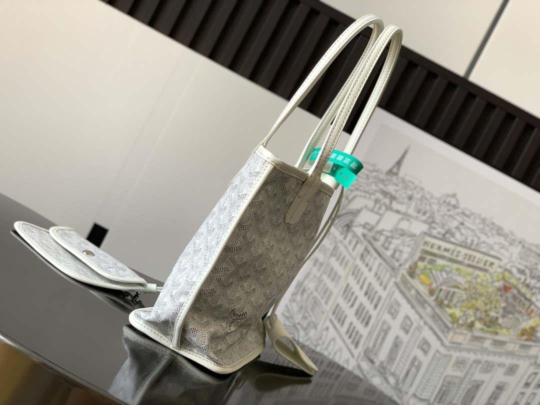 Goyard ANJOUSMINCG07TY07P Anjou Mini Bag White