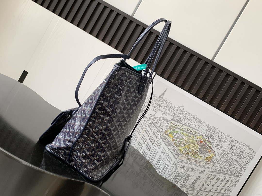 Goyard ANJOUSPMLCG03TY01P Anjou PM Bag Navy Blue