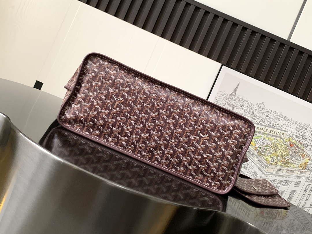 Goyard ANJOUSPMLCG03TY01P Anjou PM Bag Wine Red