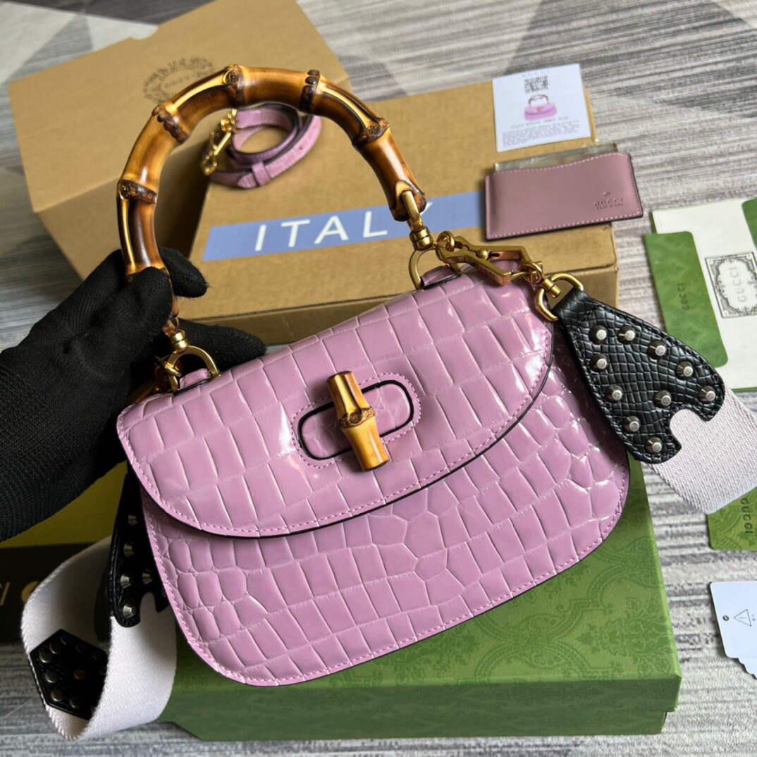Gucci 675797 Gucci Bamboo 1947 small top handle bag Pink