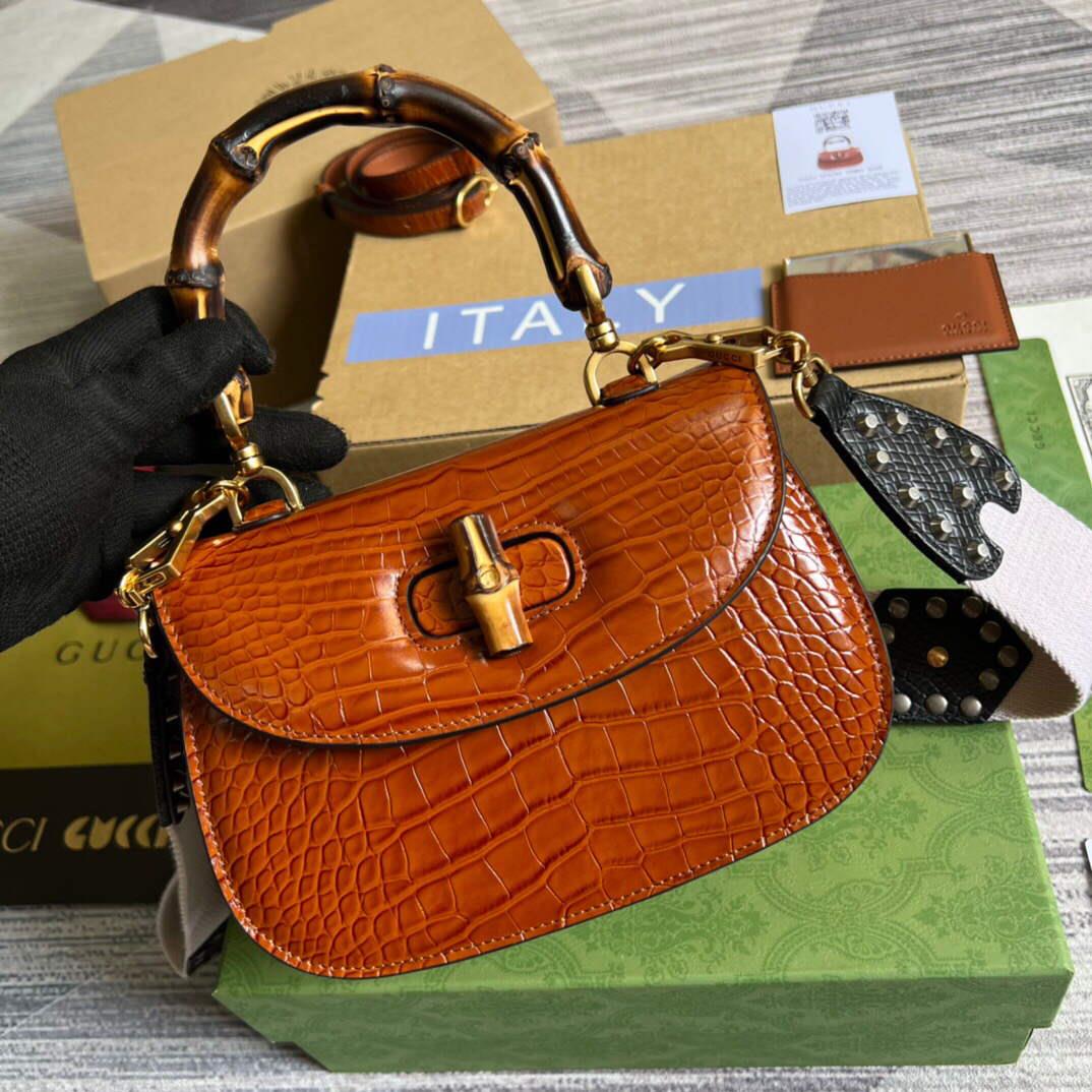 Gucci 675797 Gucci Bamboo 1947 small top handle bag Brown