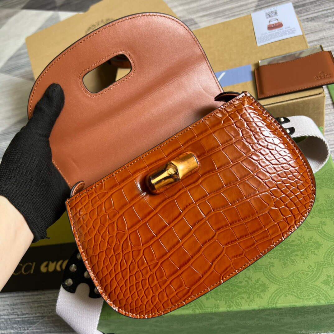 Gucci 675797 Gucci Bamboo 1947 small top handle bag Brown