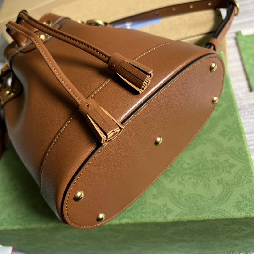 Gucci 724667 Diana Mini Bucket Bag Brown