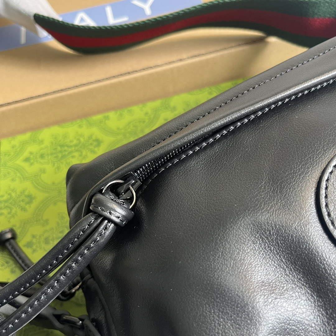 Gucci 725696 Shoulder bag with tonal Double G Black