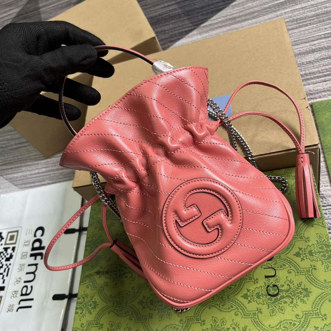 Gucci 760313 Gucci Blondie Mini Bucket Bag Pink