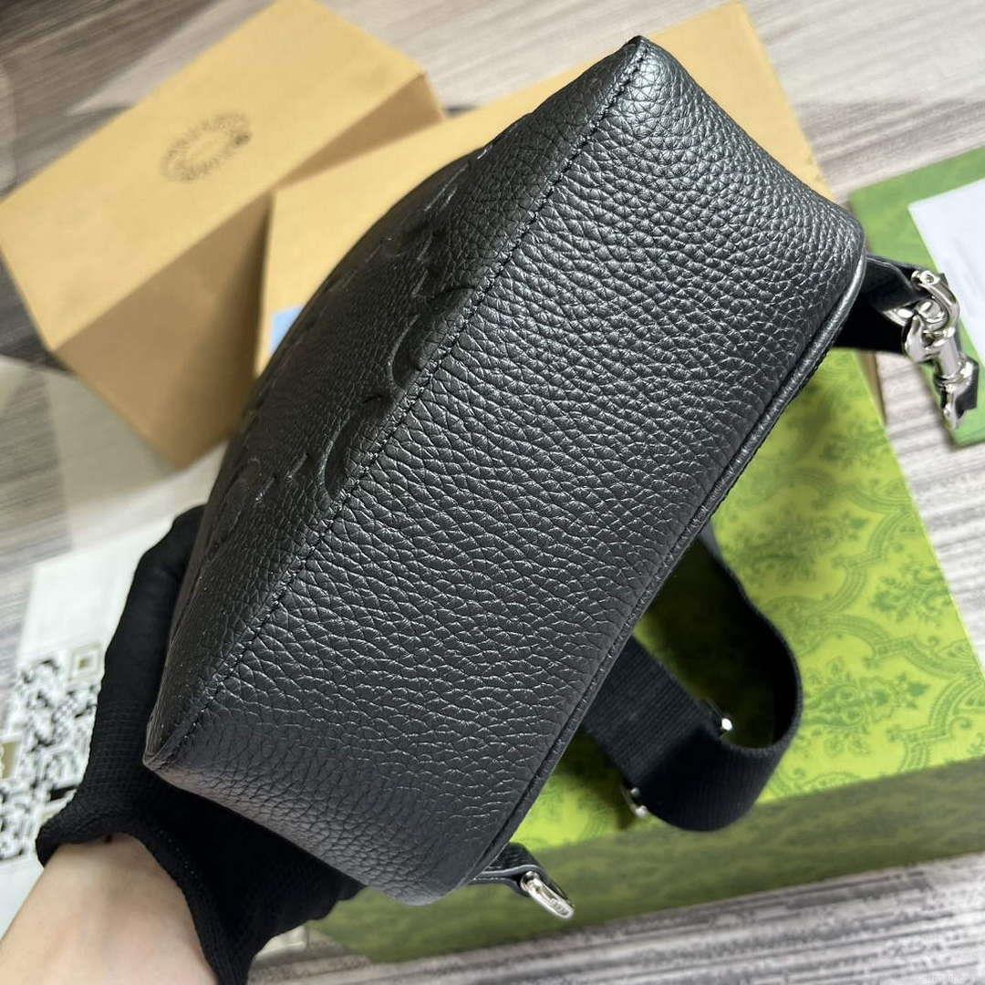 Gucci 766937 Jumbo GG Crossbody Bag Black