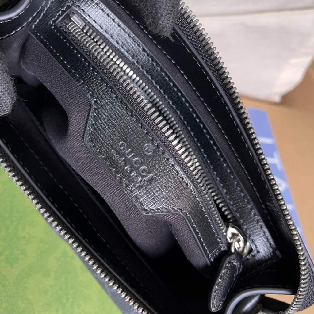 Gucci 674164 Messenger Bag With Lnterlocking G Black