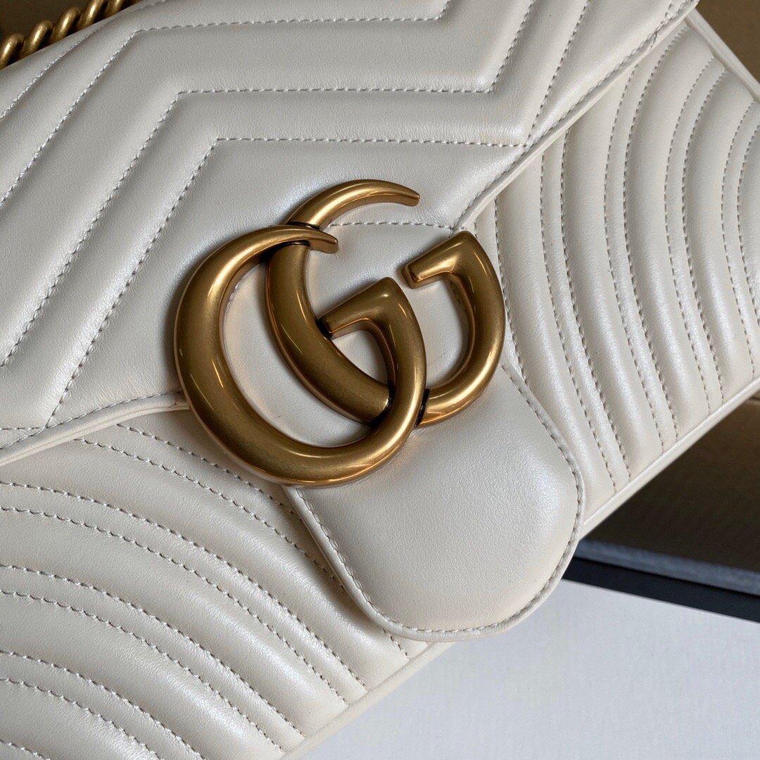 Gucci 443496 GG Marmont Medium Matelassé Shoulder Bag White