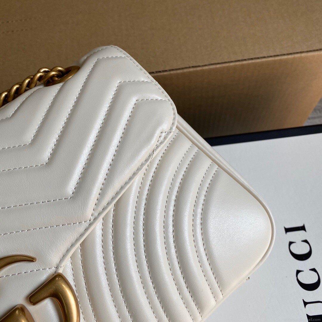 Gucci 443496 GG Marmont Medium Matelassé Shoulder Bag White