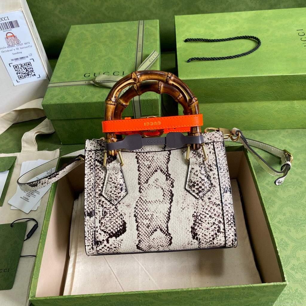 Gucci Diana Mini tote bag top handle bag Gucci ‎655661 Grey