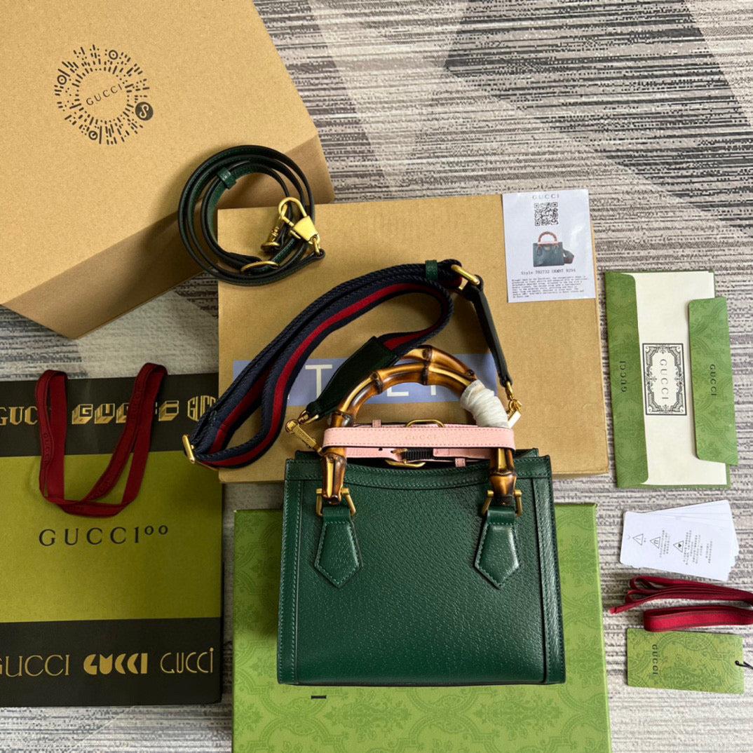 Gucci 702732 Diana Mini Tote Bag Green leather