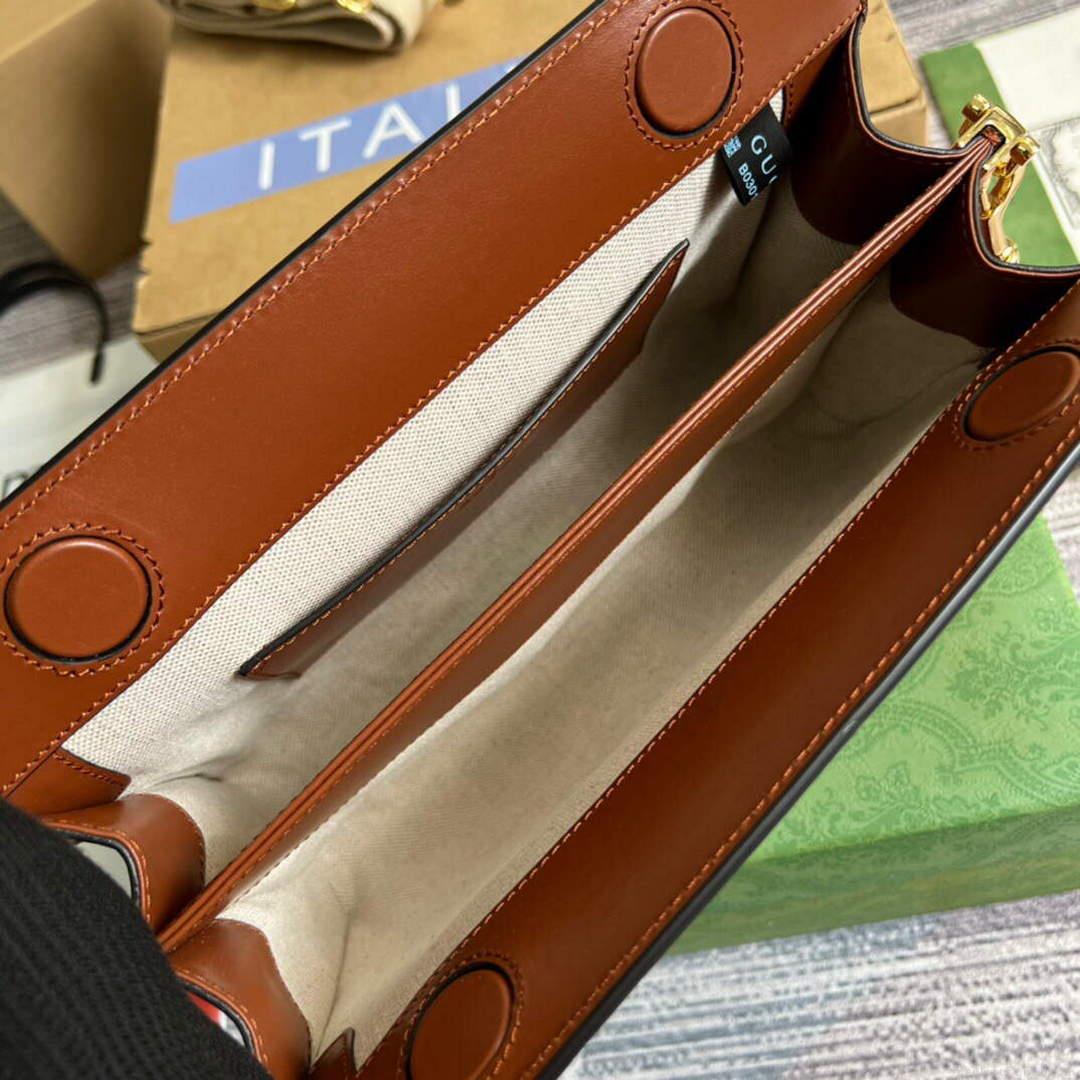 Gucci 702200 GG matelassé leather shoulder bag brown