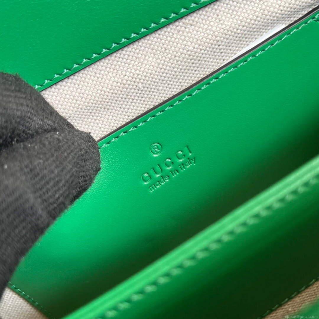 Gucci 702200 GG matelassé leather shoulder bag Green