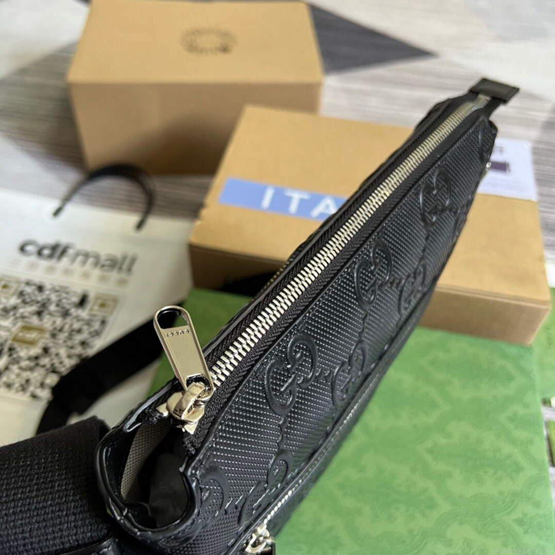 Gucci 406410 GG embossed small messenger bag Black