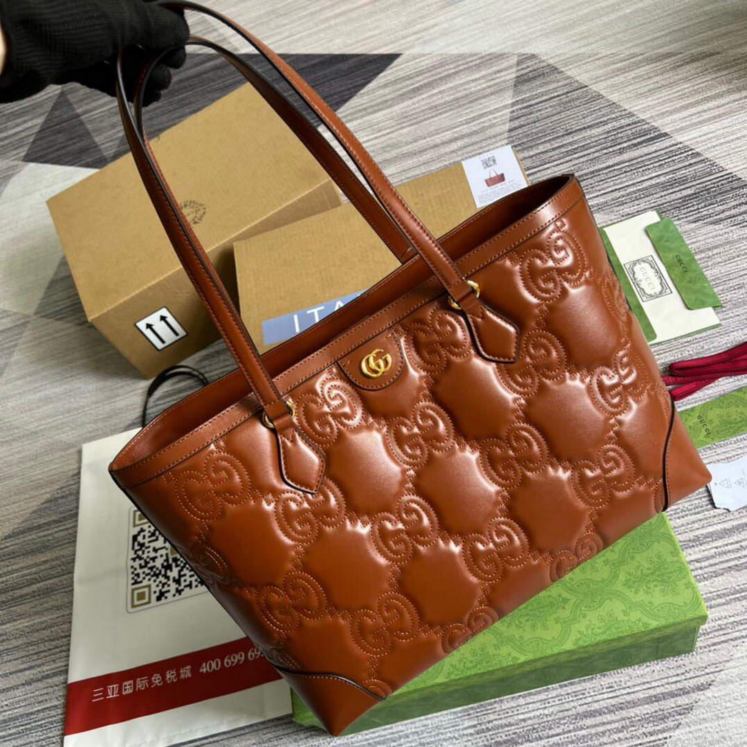Gucci 631685 GG matelassé leather medium tote Bag Light brown