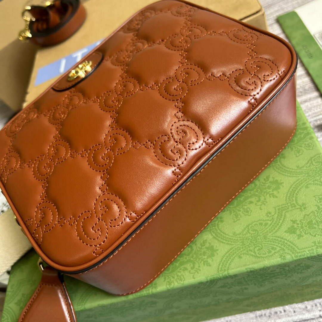 Gucci 702234 GG Matelassé Leather Shoulder Handbag Light brown