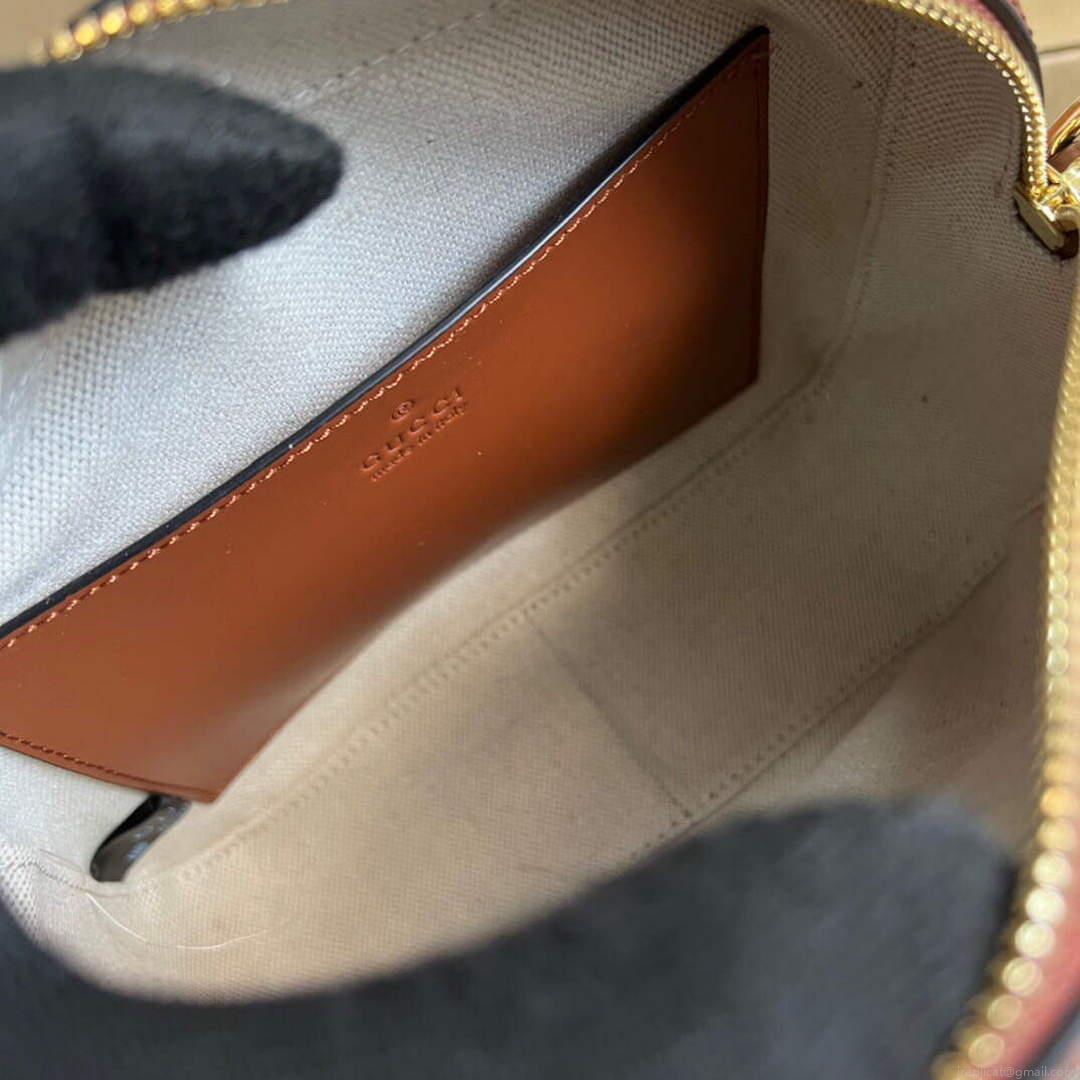 Gucci 702234 GG Matelassé Leather Shoulder Handbag Light brown