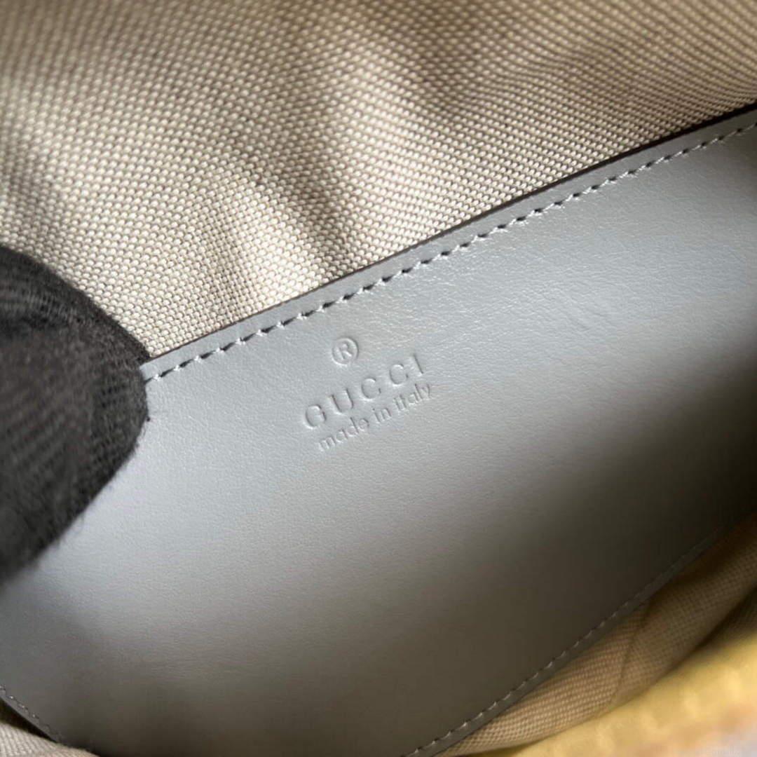 Gucci 702229 GG matelassé leather shoulder bag Dusty grey