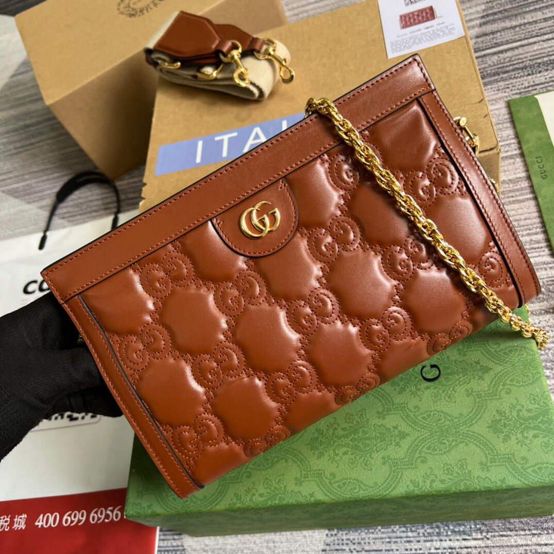 Gucci 702200 GG matelassé leather shoulder bag Light brown