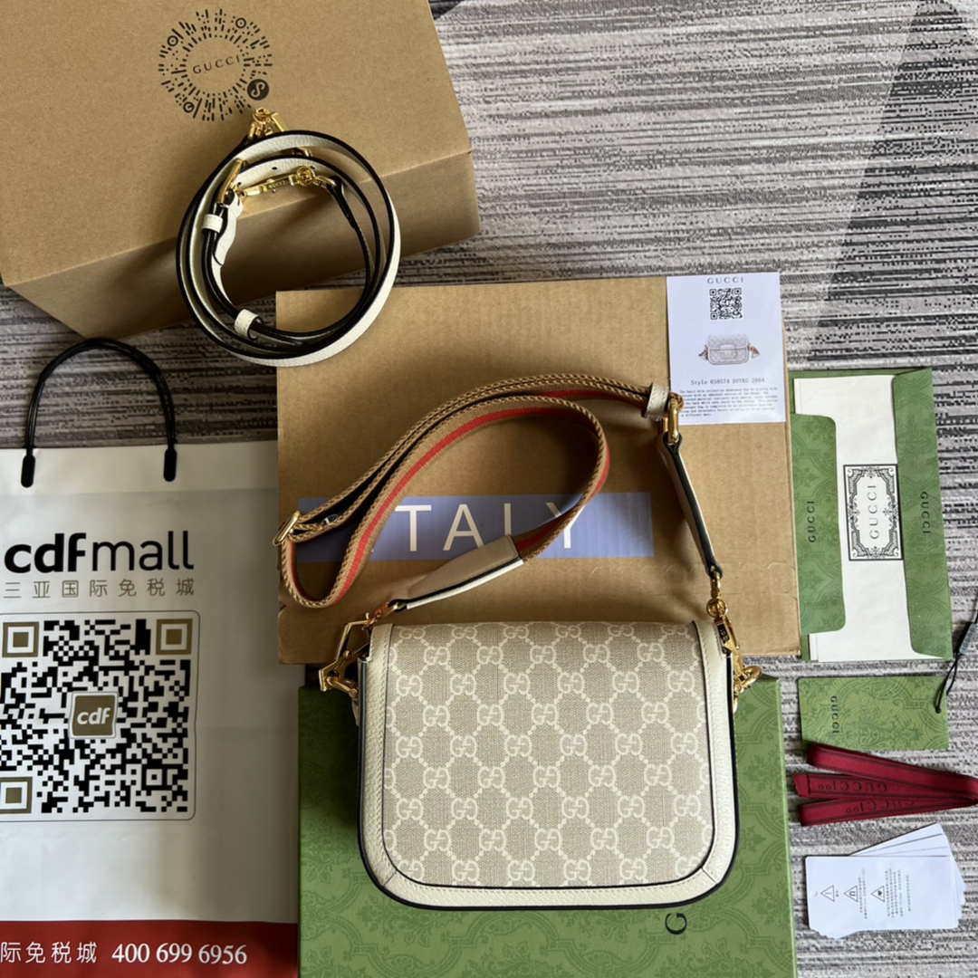 Gucci 658574 Gucci Horsebit 1955 Mini Bag beige leather