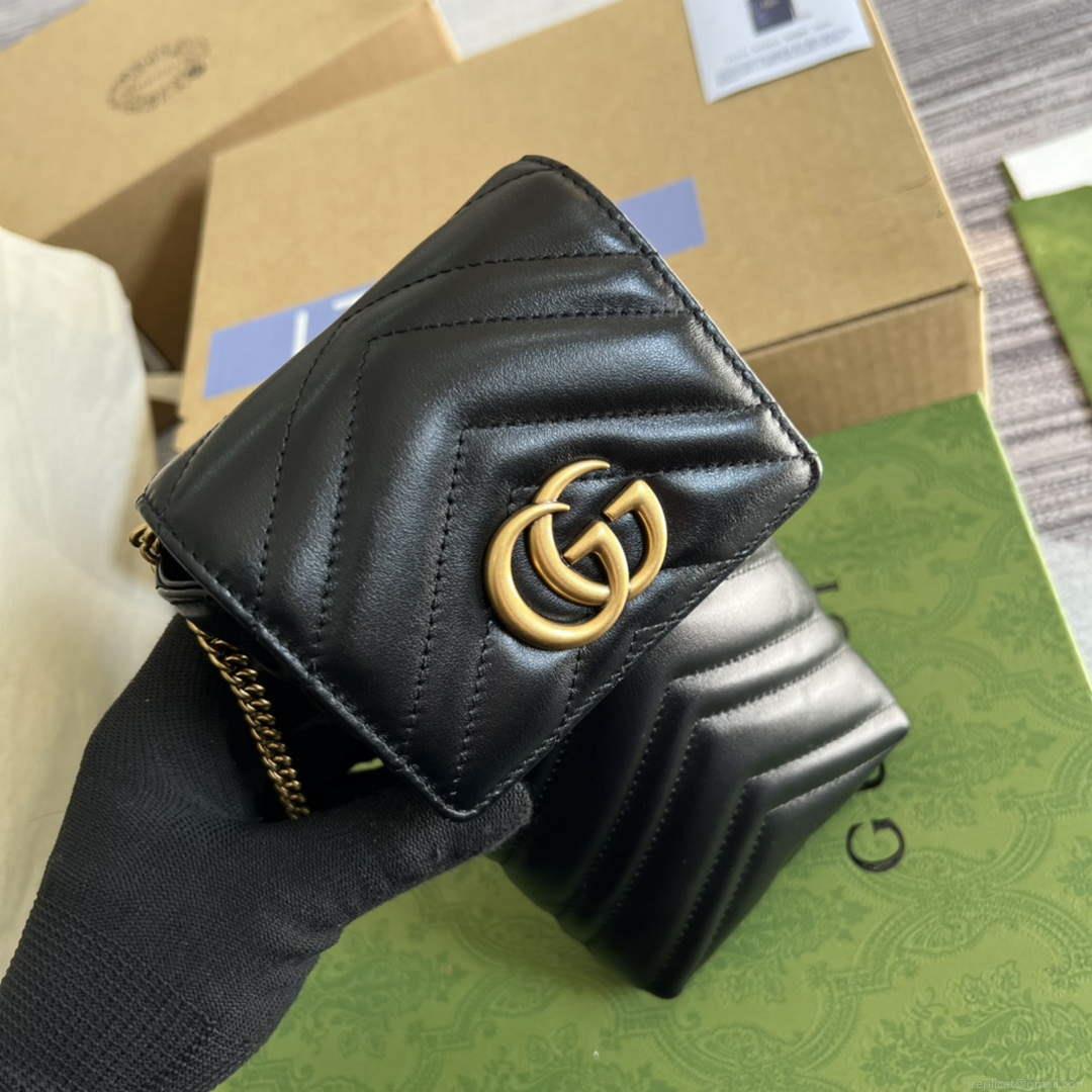 Gucci 672251 GG Marmont matelassé Mini IPhone bag black