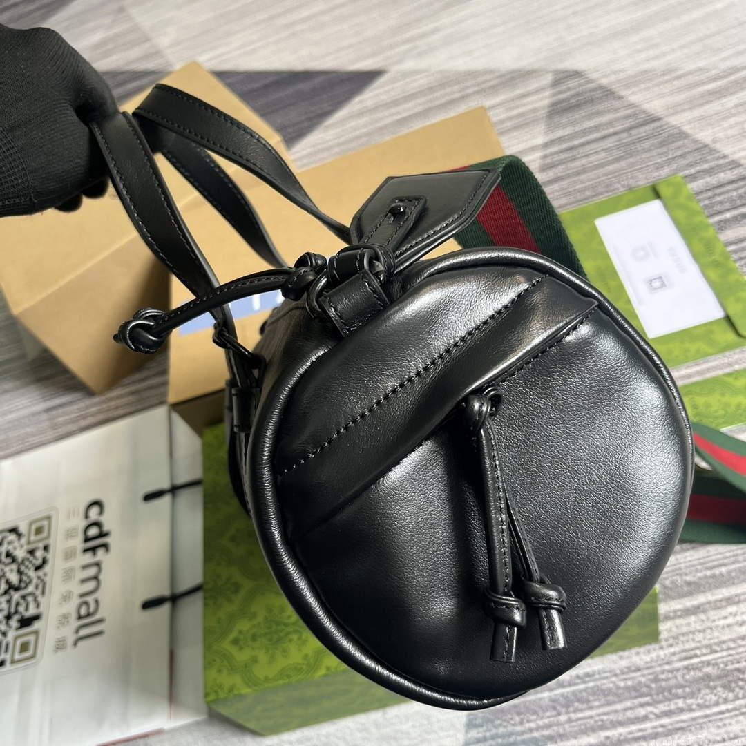 Gucci 725701 Small duffle bag with tonal Double G Black