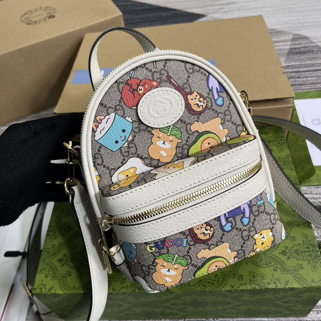 Gucci 725654 Gucci animal print multi-function bag