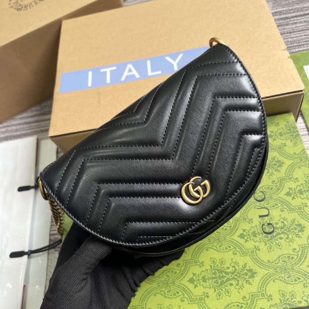 Gucci 746431 GG Marmont Matelassé Chain Mini Bag Black