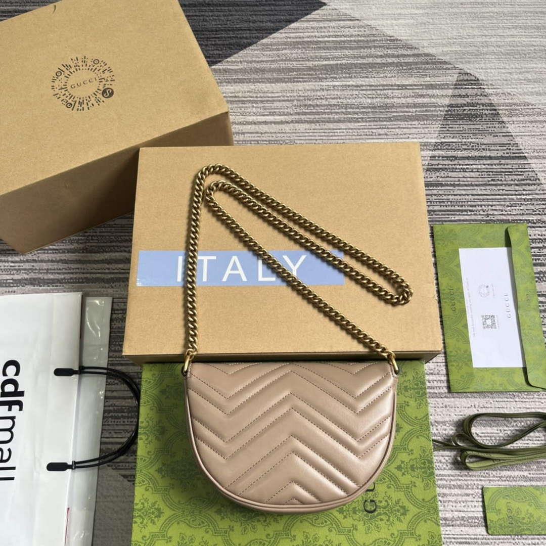 Gucci 746431 GG Marmont Matelassé Chain Mini Bag Milk tea