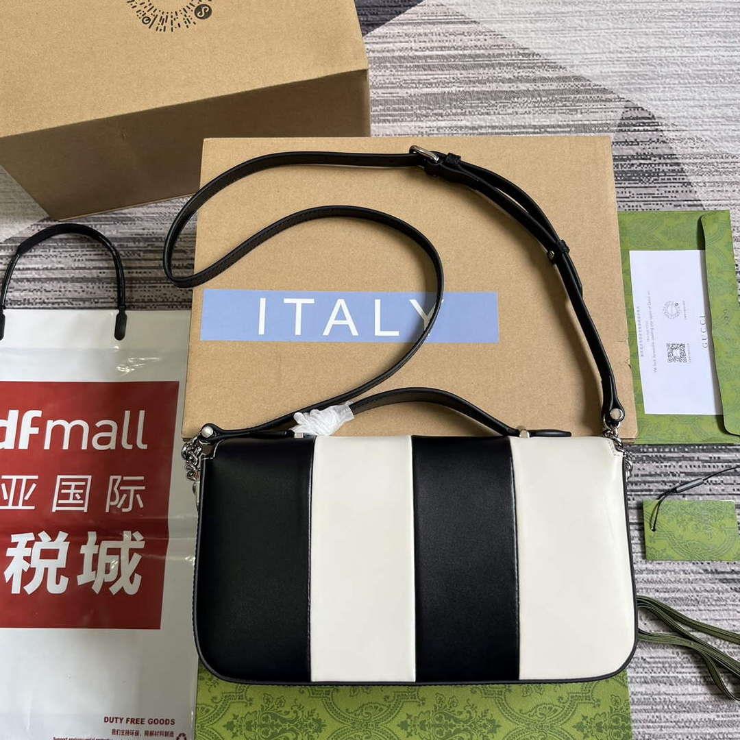 Gucci 739721 Petite GG Small Shoulder Bag Black and white
