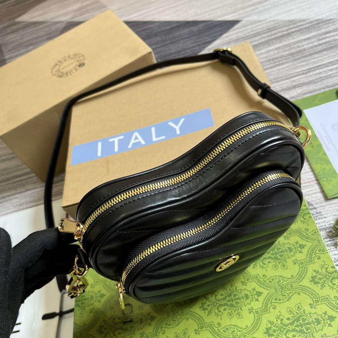 Gucci 751628 Interlocking G Mini Heart Shoulder Bag Black