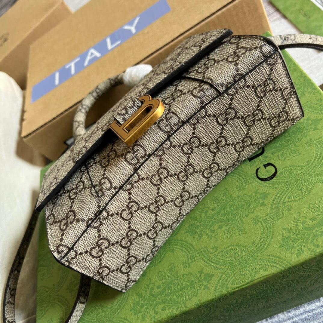 Gucci 681695 The Hacker Project Mini Hourglass bag Beige and ebony