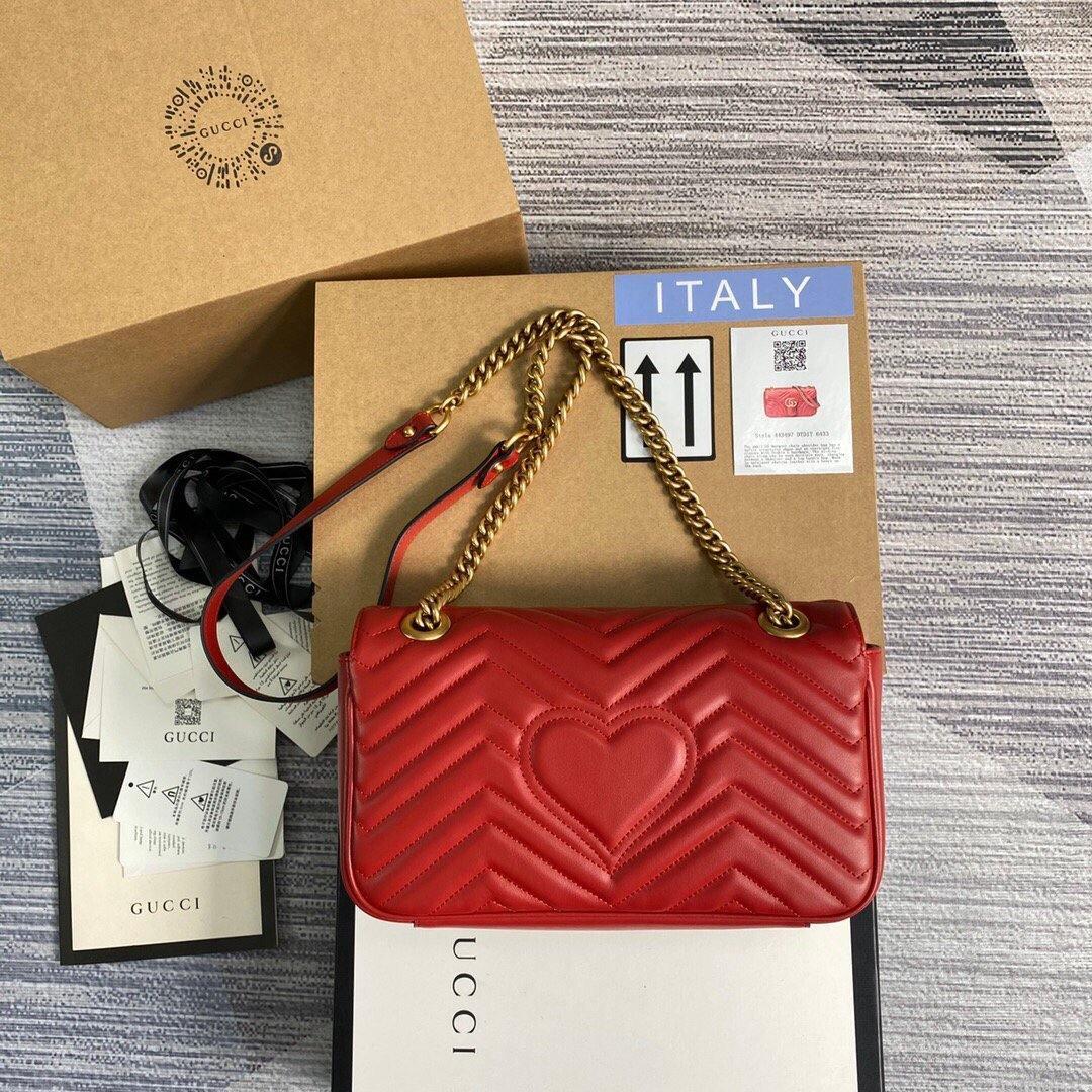 Gucci 443497 GG Marmont Matelassé Shoulder Bag Red