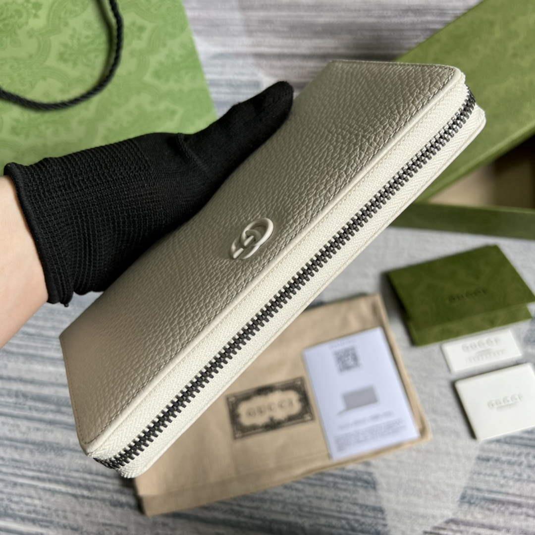Gucci 456117 GG Marmont Leather Zip Around Wallet White