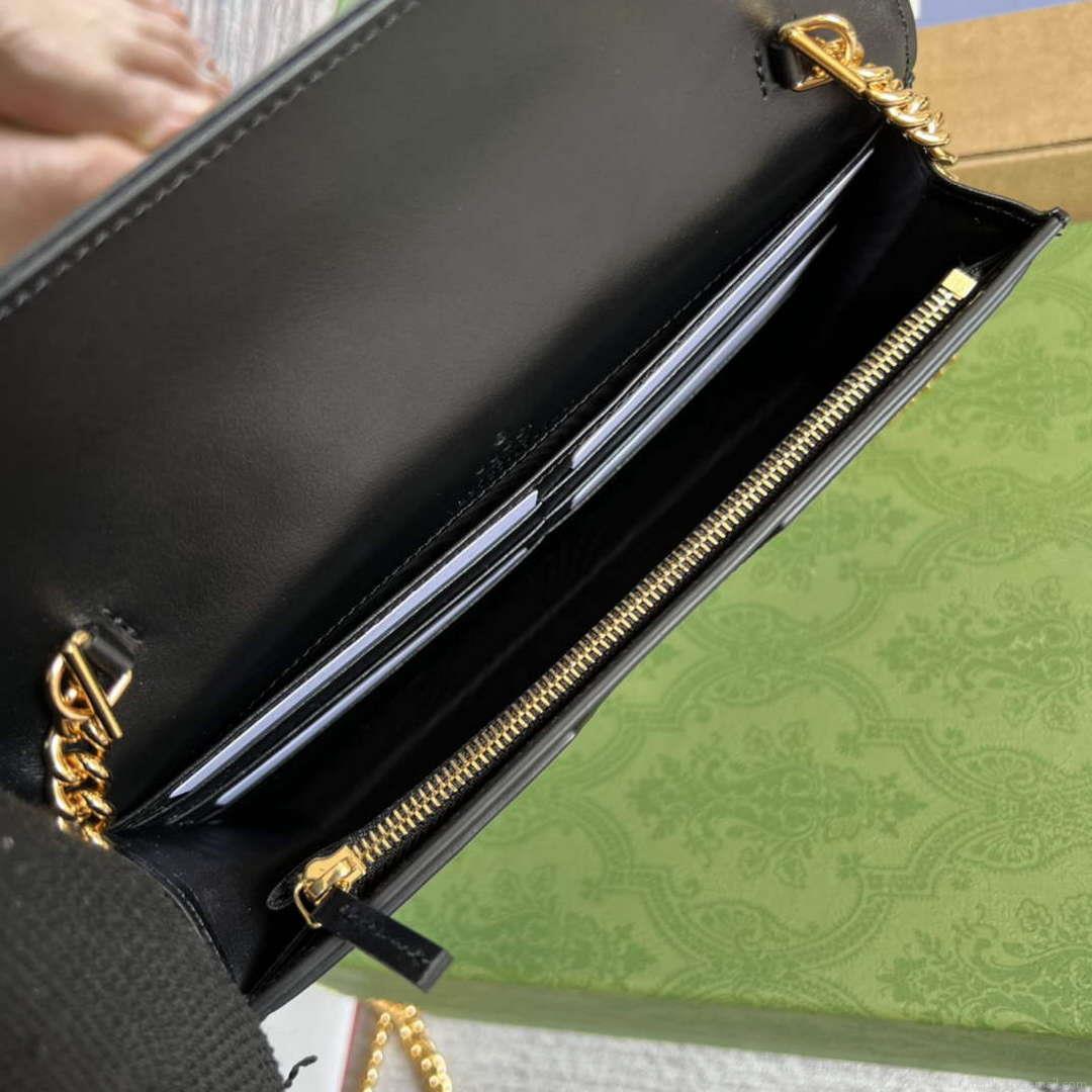 Gucci 723787 GG Matelassé Chain Wallet Black