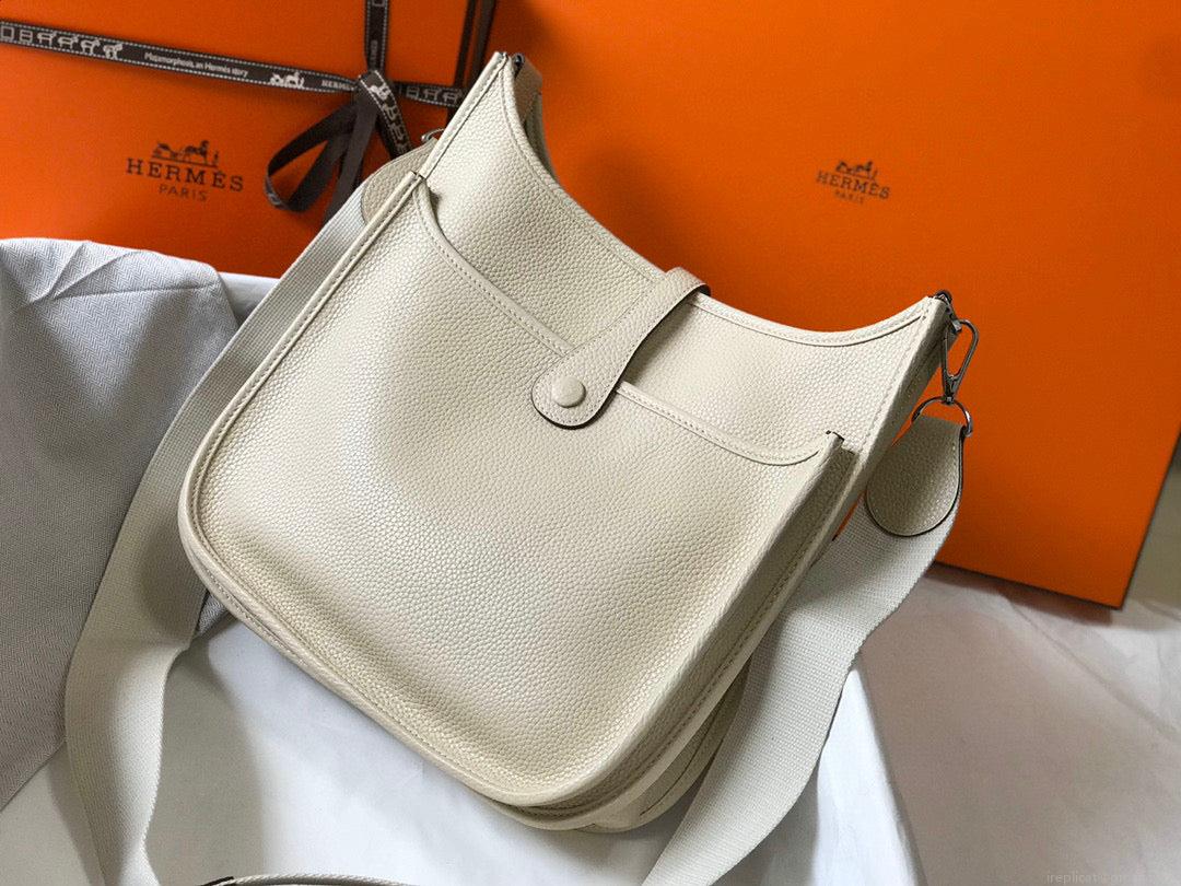 Hermes H083435 Evelyne III 29 Shoulder Bag Silver Hardware Beige