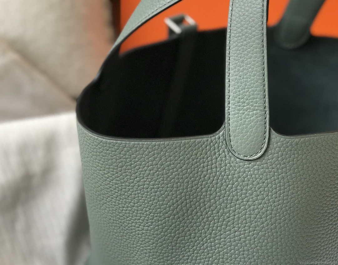 Hermes H056289 Picotin Lock 18 22 Bag H330015