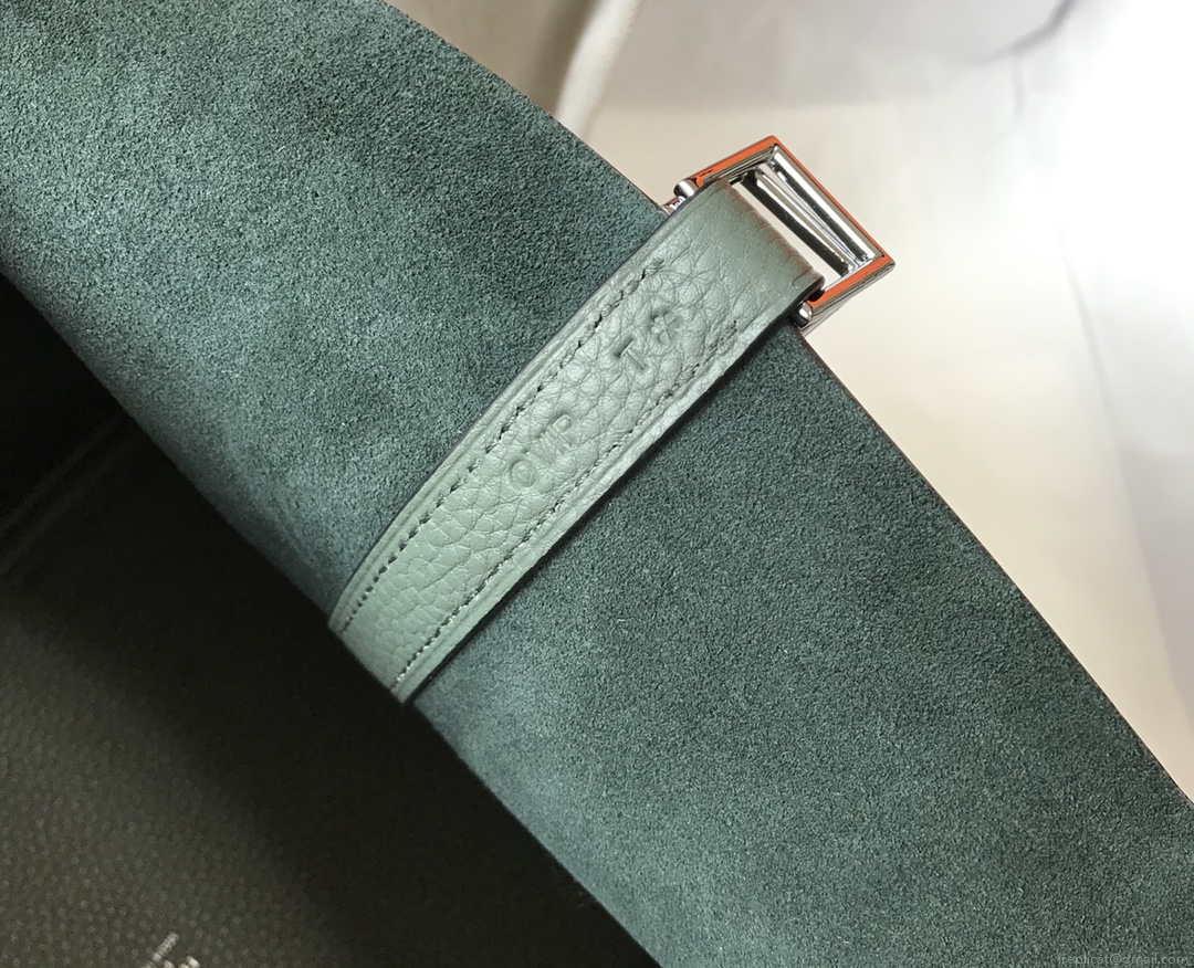 Hermes H056289 Picotin Lock 18 22 Bag H330015