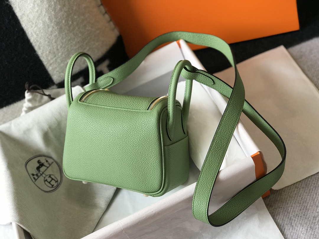 Hermes H079086CK18 Lindy Mini Bag 19cm Semi-manual H231904