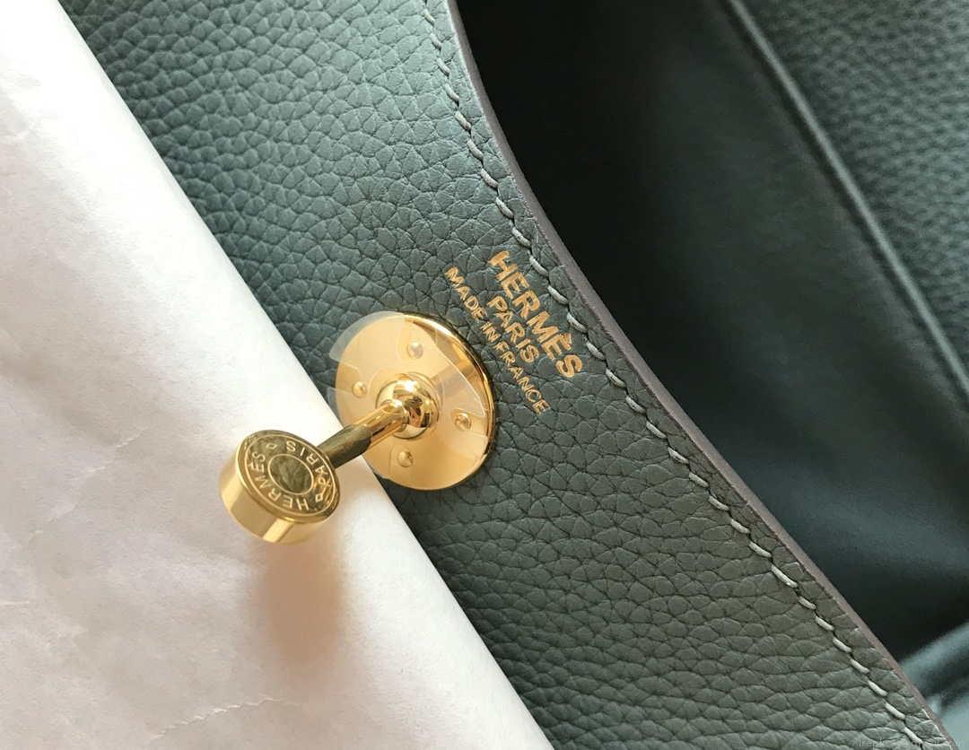 Hermes H079086CK18 Lindy Mini Bag 19cm Semi-manual H231905