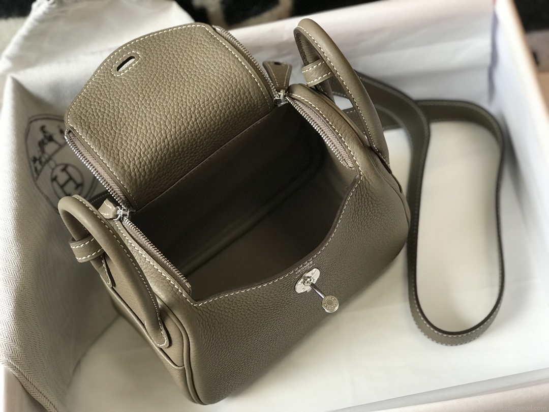 Hermes H079086 Lindy Mini Bag 19cm H231926