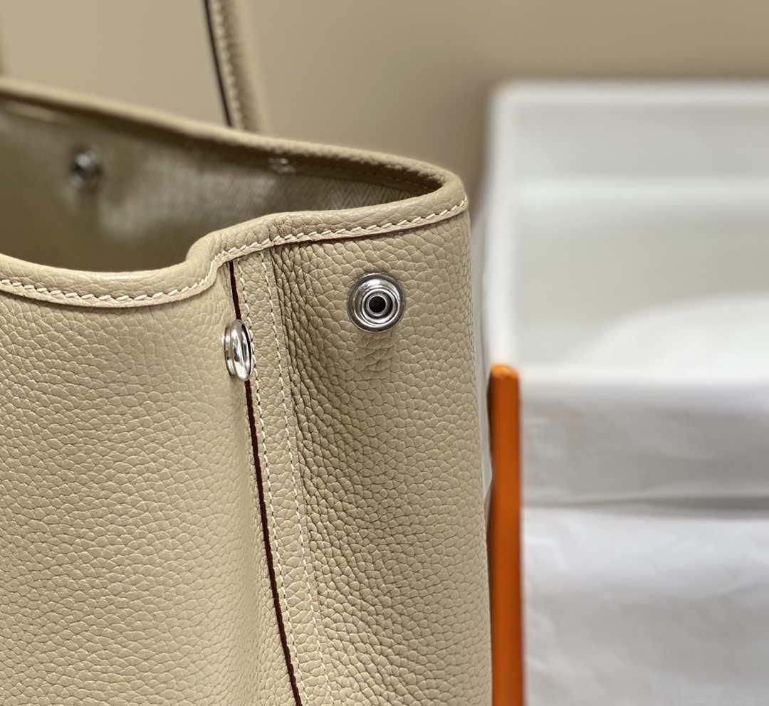 Hermes Light Gray Clemence Garden Party 30cm Bag H239045